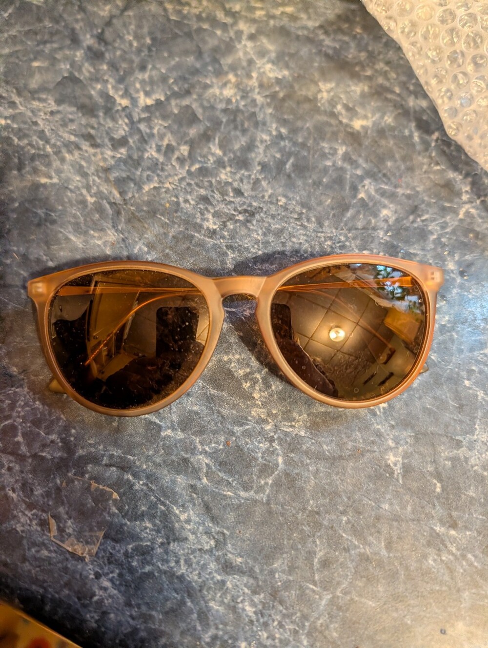 Amazon Brown Round Sunglasses with Brown Lenses